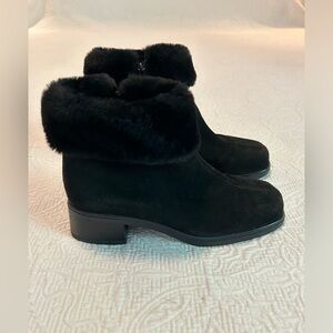 La Canadienne Black Suede Ankle Boots